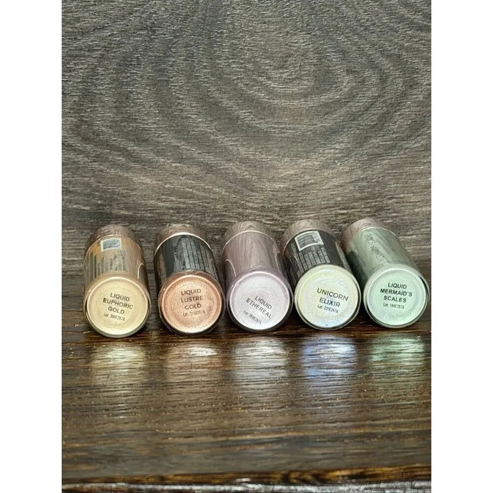 Makeup Revolution Liquid Highlighter Bundle – Set of 5 ✨ Brand NEW & Sealed